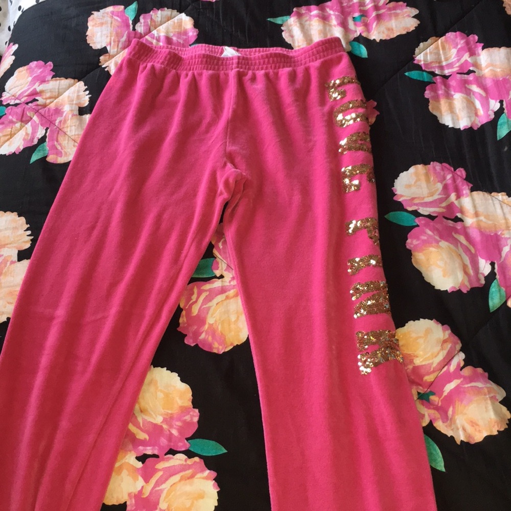 Victoria’s pink sweats
